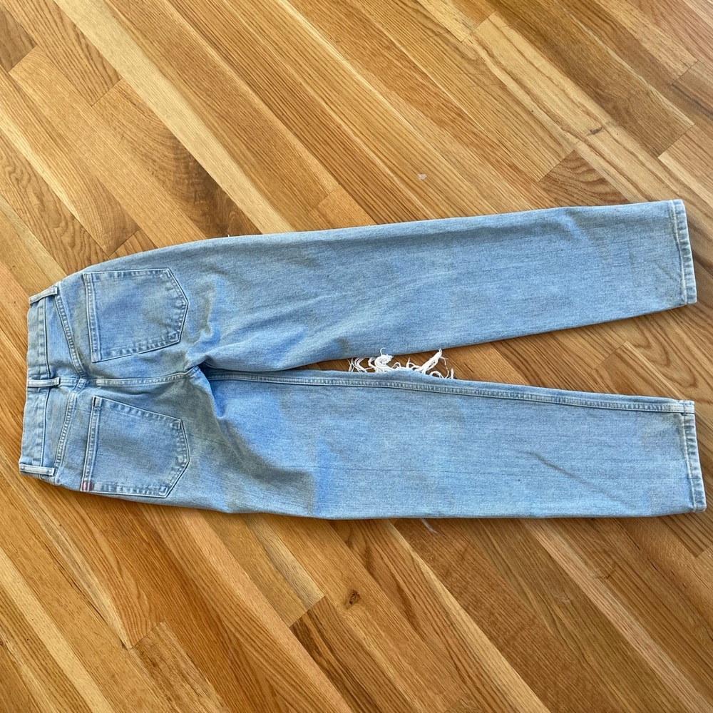 High Rise Baggy Ripped Jeans - Picture 4 of 5